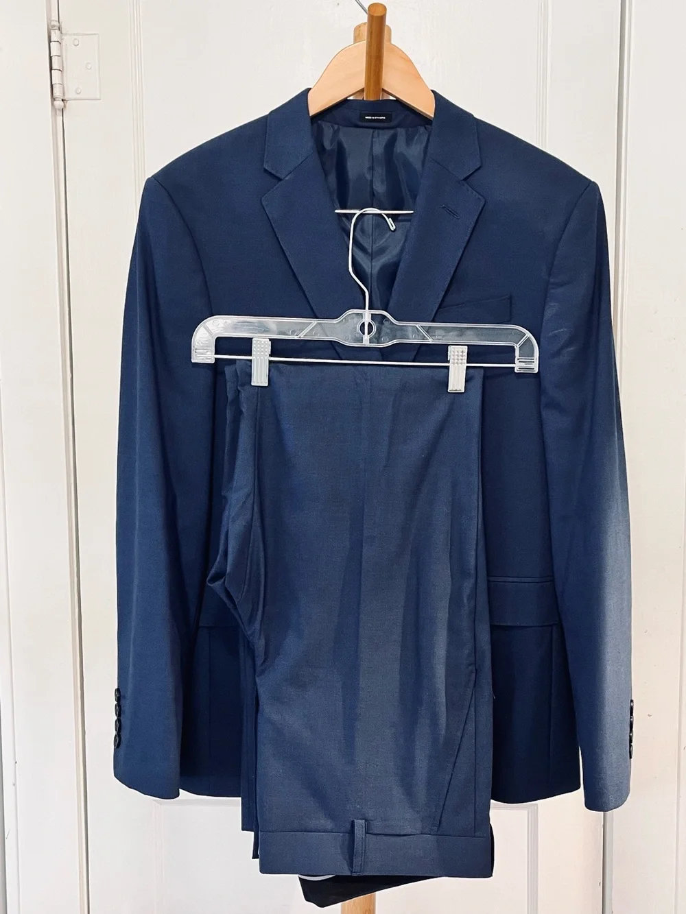 J. Ferrar Navy Blue Two-Piece Suit See Messurements